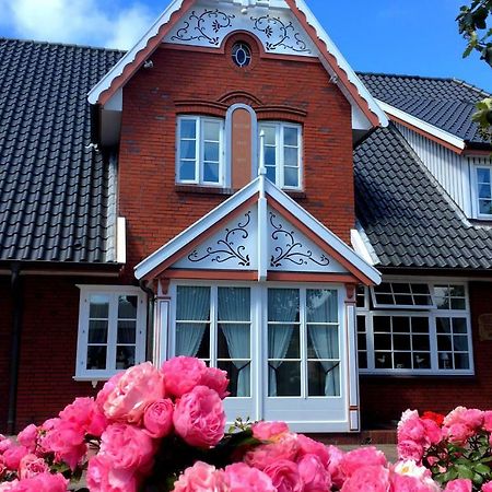 Gasthaus Knudsen Utersum Extérieur photo